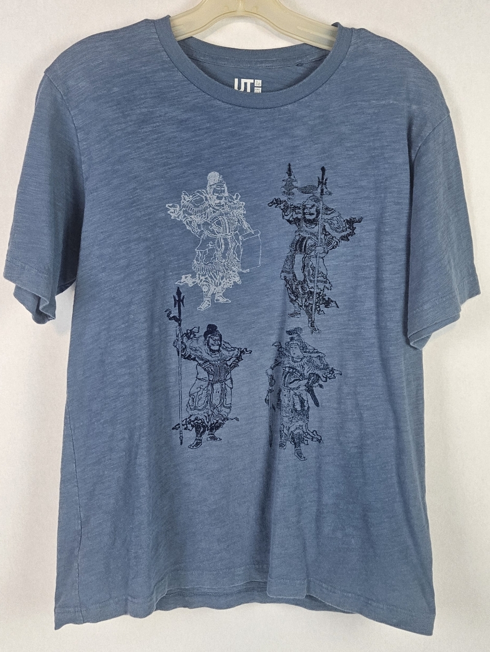 Uniqlo Men’s Medium Heather Blue Short-Sleeve Samurai Character Graphic Tee